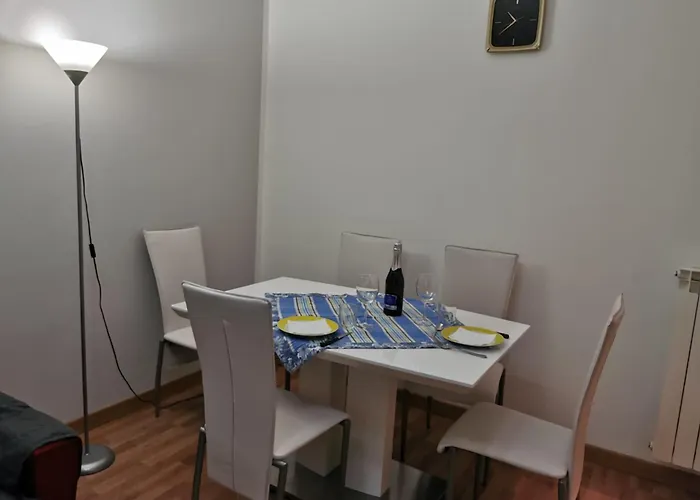 Perfect For Centre And Miramare Διαμέρισμα *