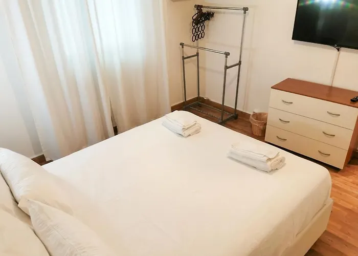 Perfect For Centre And Miramare Διαμέρισμα