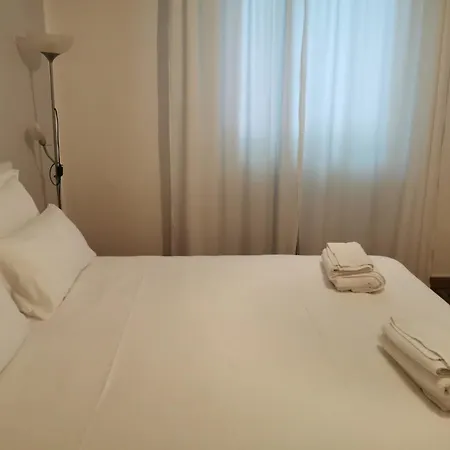 Apartment Perfect For Centre And Miramare *