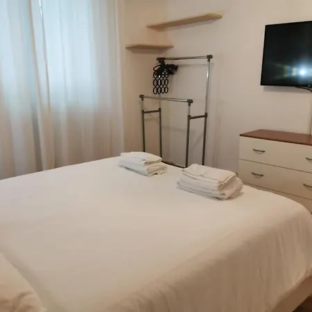 Perfect For Centre And Miramare Trieszt