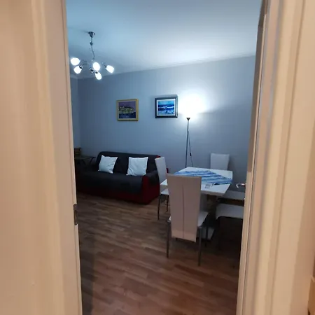 Apartment Perfect For Centre And Miramare *